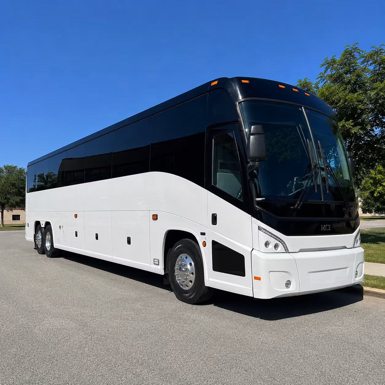 aurora 40 passenger charter bus