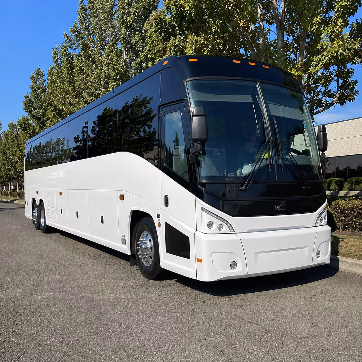 aurora 50 passenger charter bus