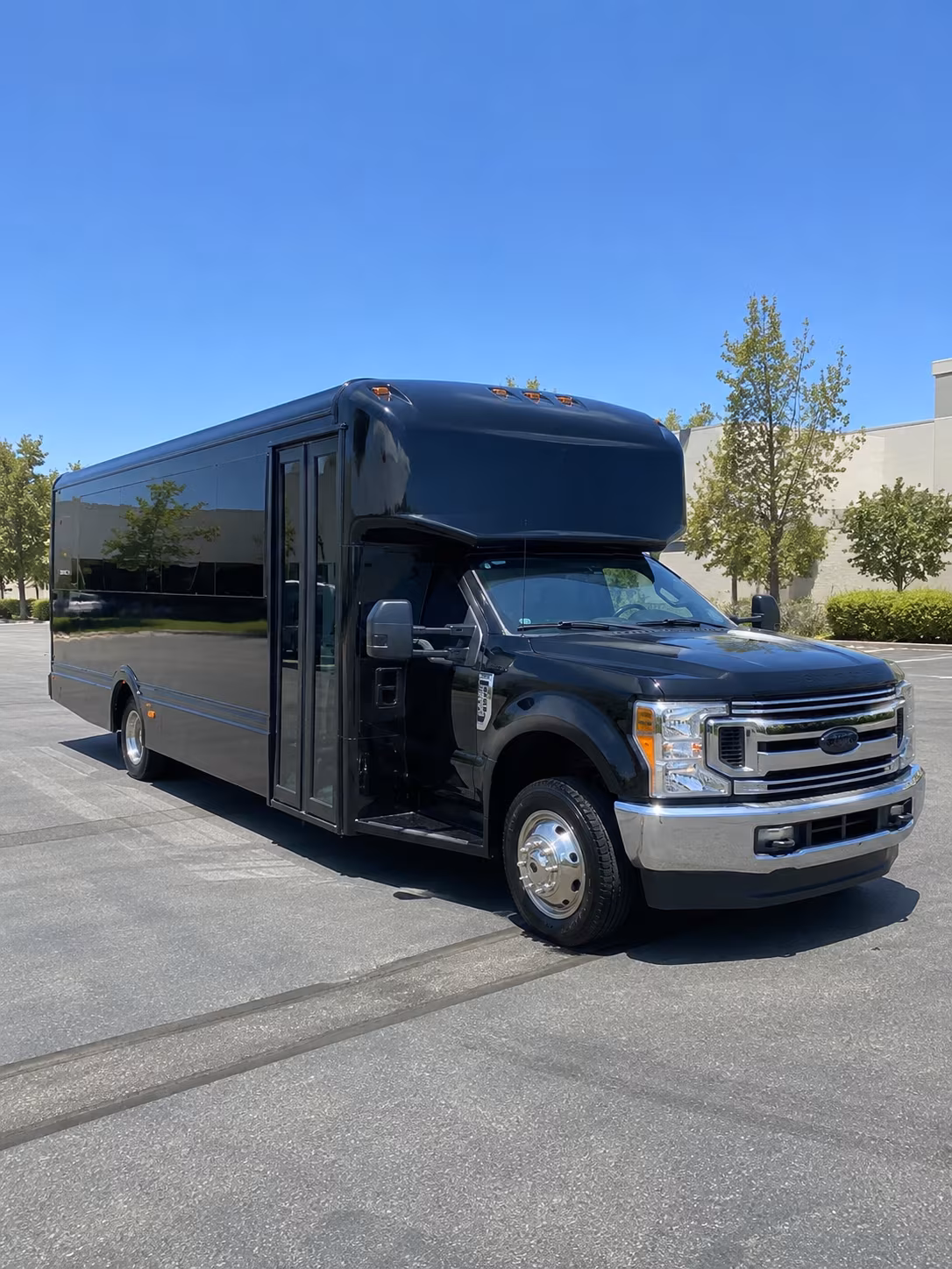 aurora bus rentals