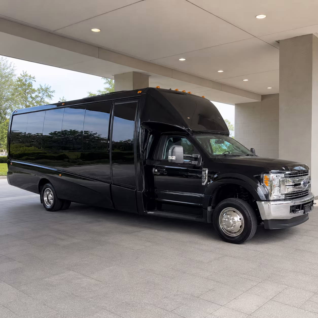 party buses for bachelorette wine tours around aurora and the front range